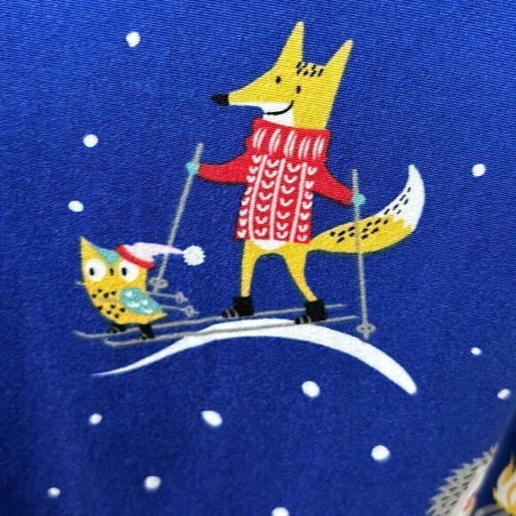 Secret Treasures winter fun print on blue soft pajama top XL - Picture 4 of 11
